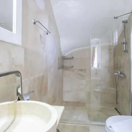 Kisla 3 Bedroom Seaview With Heated Pool Private Pool Hot Tub * קלקן